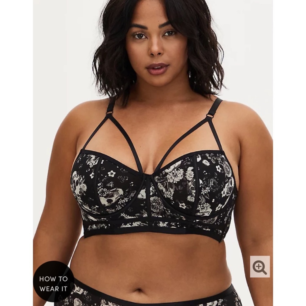 Like new without tags TORRID Floral Skull Mesh Longline Bralette